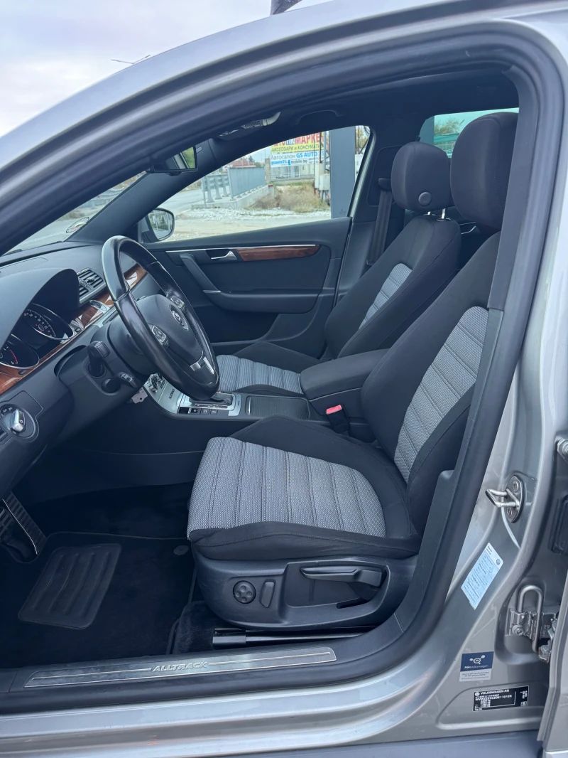 VW Passat ALLTRACK::ОБСЛУЖЕНА!!!, снимка 8 - Автомобили и джипове - 52353860
