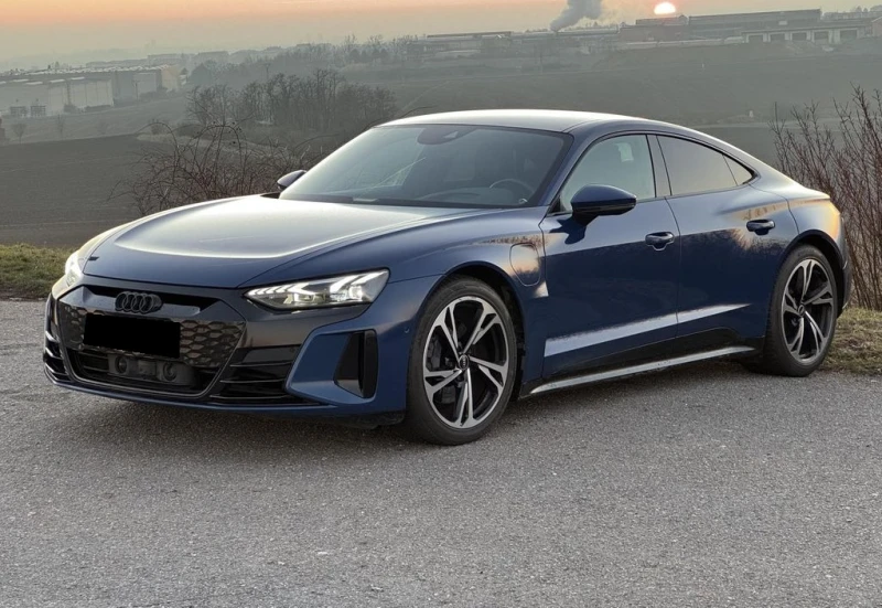 Audi E-Tron GT Quattro