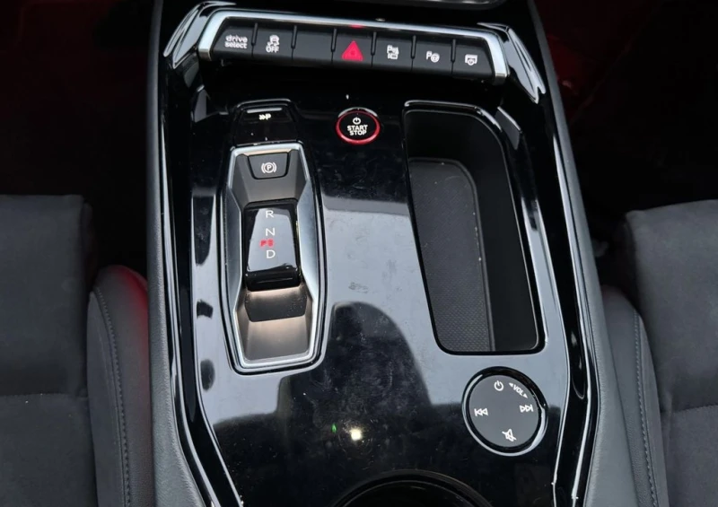Audi E-Tron GT Quattro, снимка 10 - Автомобили и джипове - 53006608
