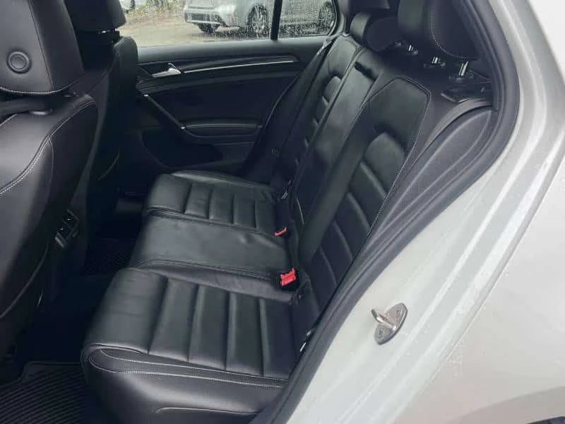 VW Golf R /DSG/ Подгрев/Нави/Кожа, снимка 11 - Автомобили и джипове - 53740353