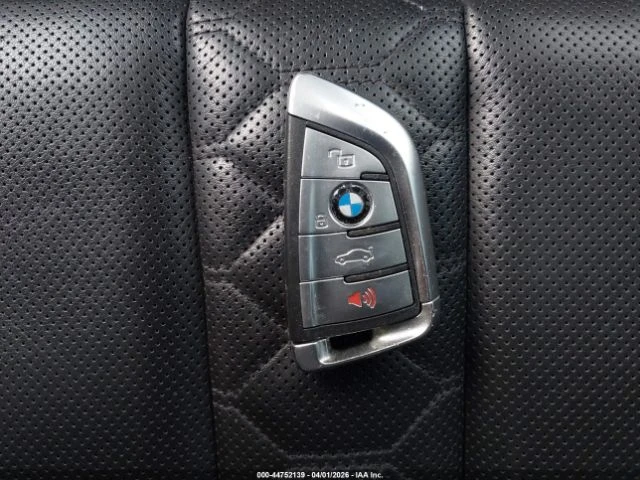 BMW X5M LASER* * HARMAN KARDON* МАСАЖИ* ПАНО* 360* HUD* , снимка 10 - Автомобили и джипове - 55224111