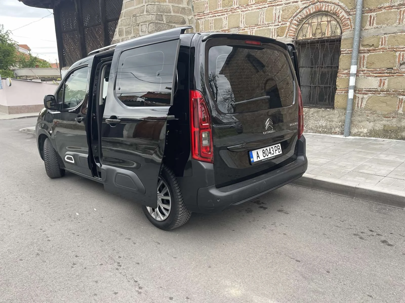 Citroen Berlingo Пътнически - изображение 5