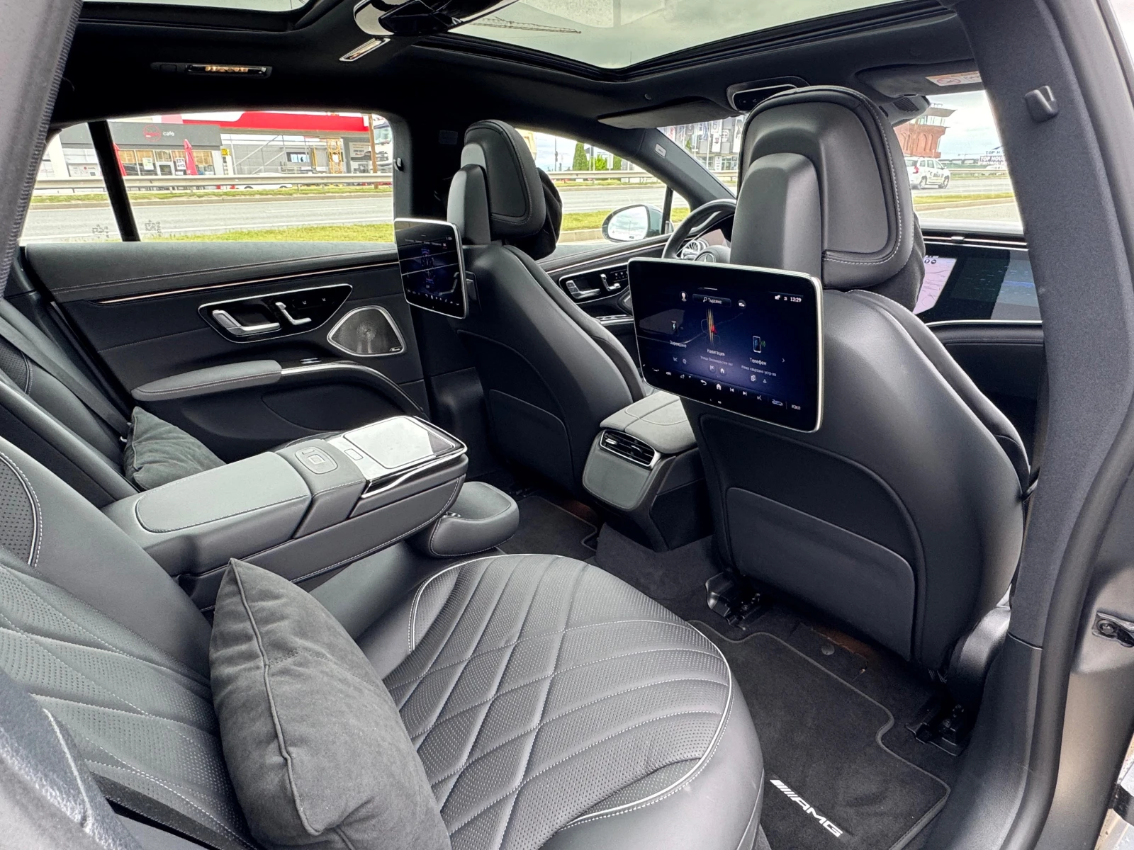 Mercedes-Benz EQS   AMG 53 4M / Premium + / Rear DVD HYPERSCREEN | Mobile.bg � ����������� 12