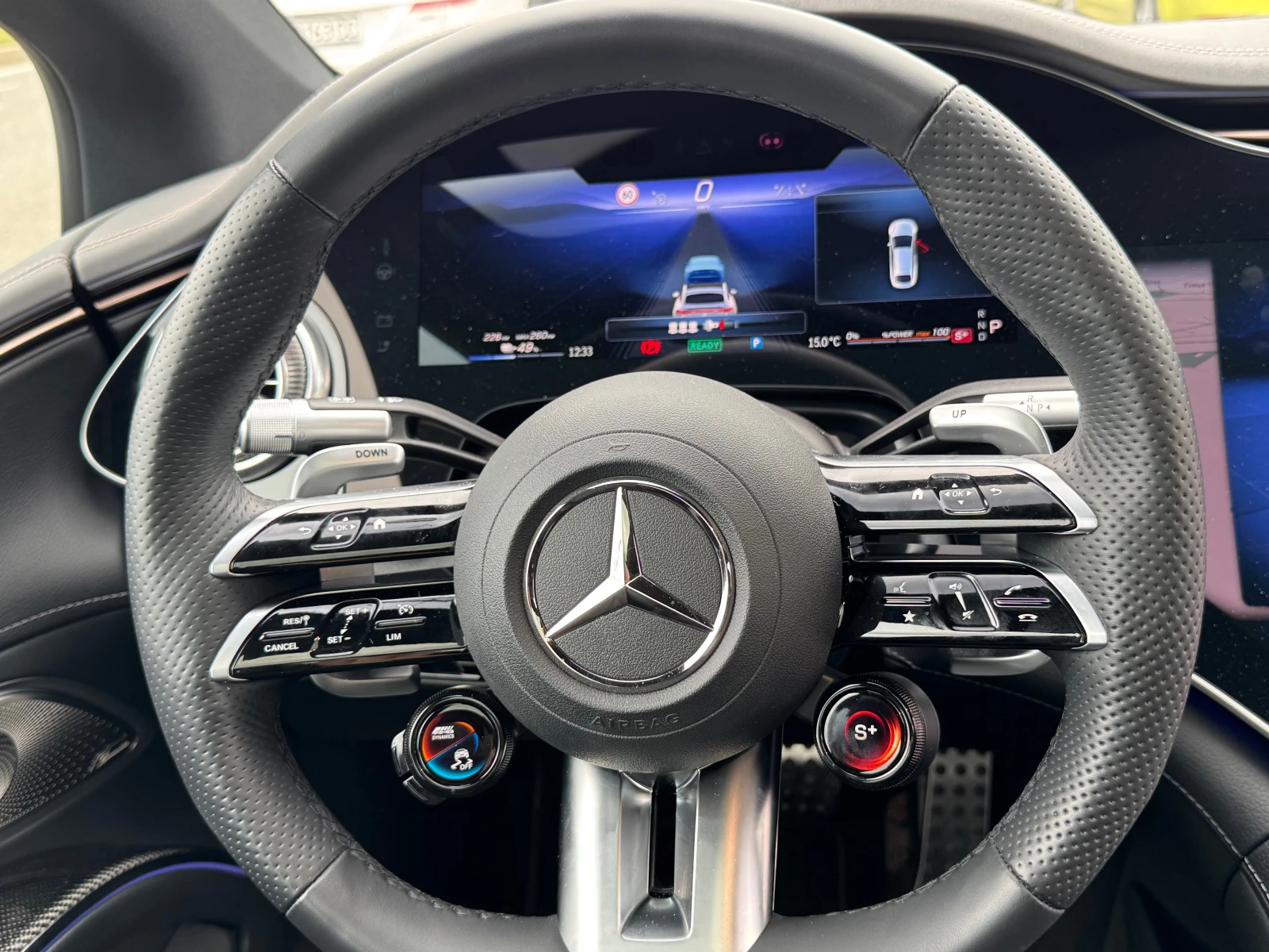 Mercedes-Benz EQS   AMG 53 4M / Premium + / Rear DVD HYPERSCREEN - изображение 9