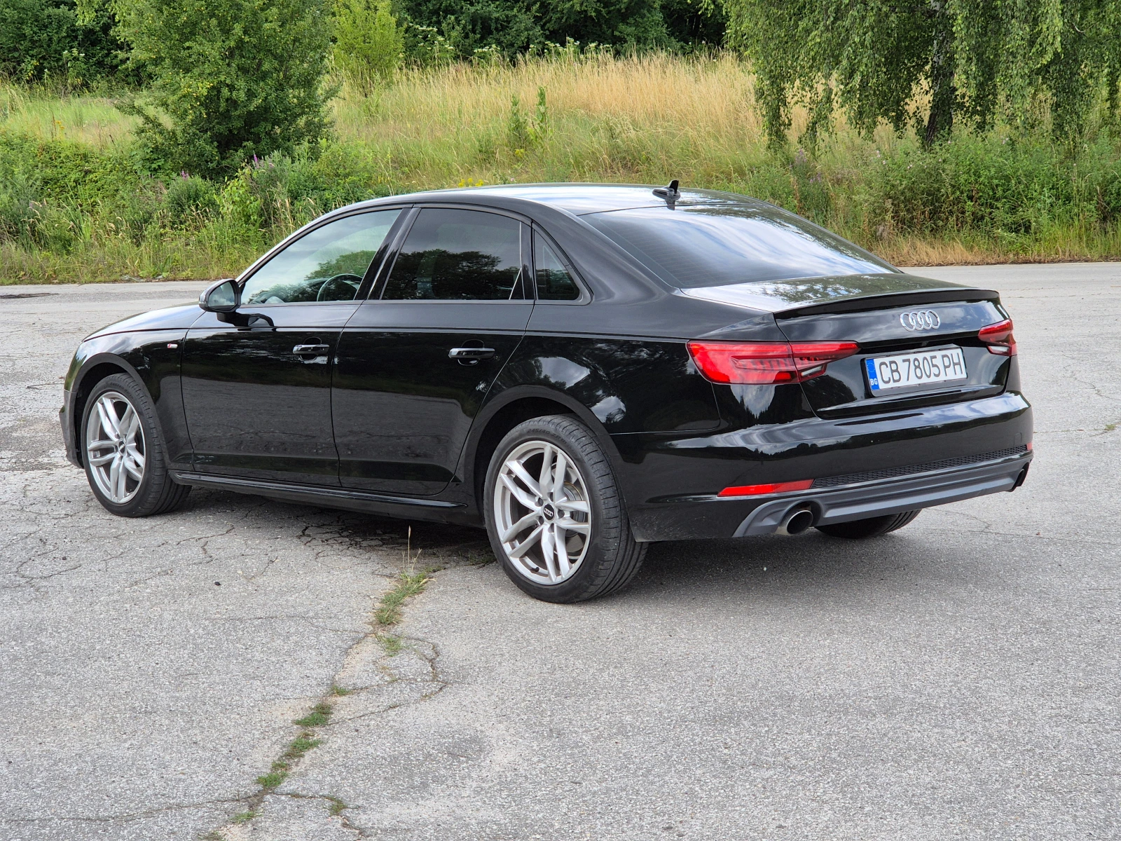 Audi A4 S-line 2.0 TFSI 230 кс Digital cockpit - изображение 5