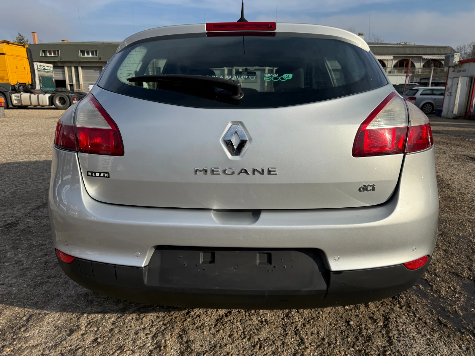 Renault Megane 1.5 DCI - изображение 8