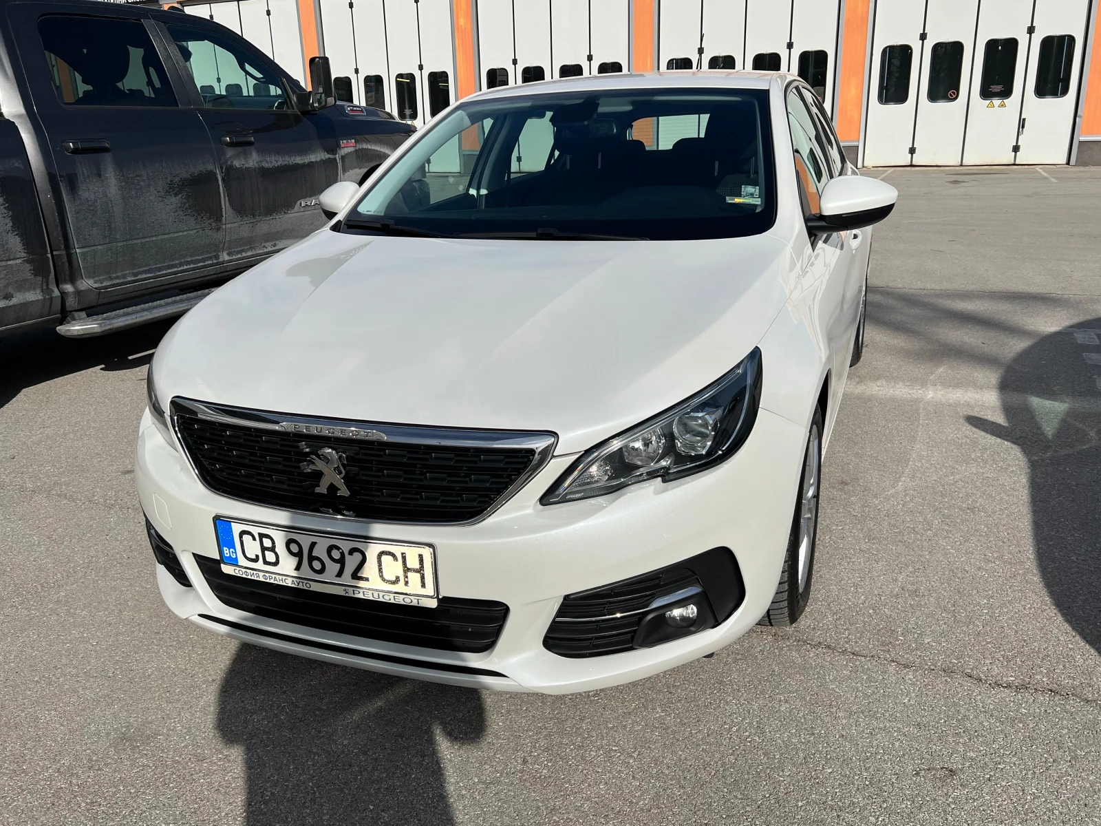 Peugeot 308 1.5HDI* Автоматик* DIGITAL* КАМЕРА* WAZE* Гаранция - изображение 3