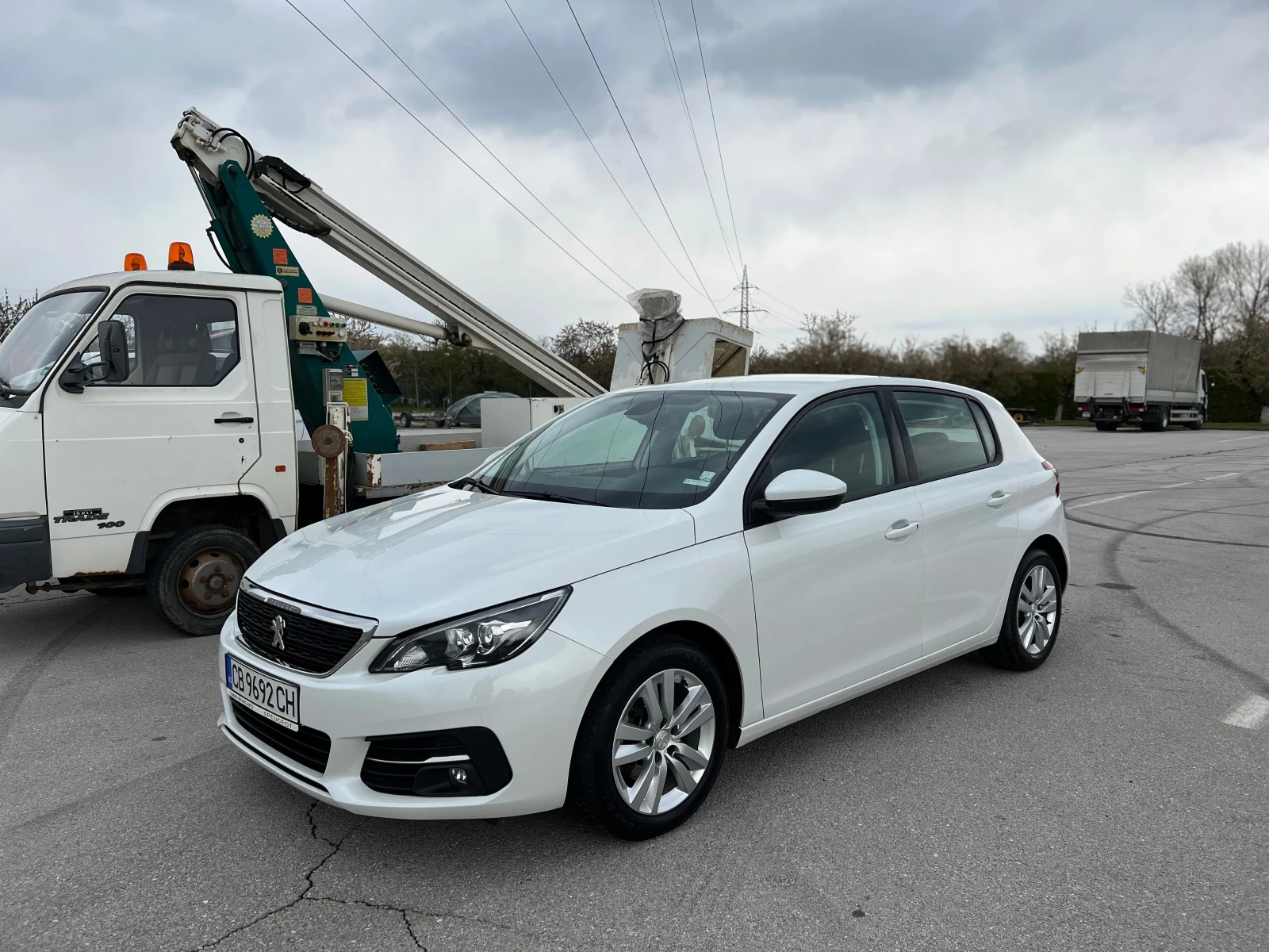 Peugeot 308 1.5HDI* Автоматик* DIGITAL* КАМЕРА* WAZE* Гаранция - изображение 4