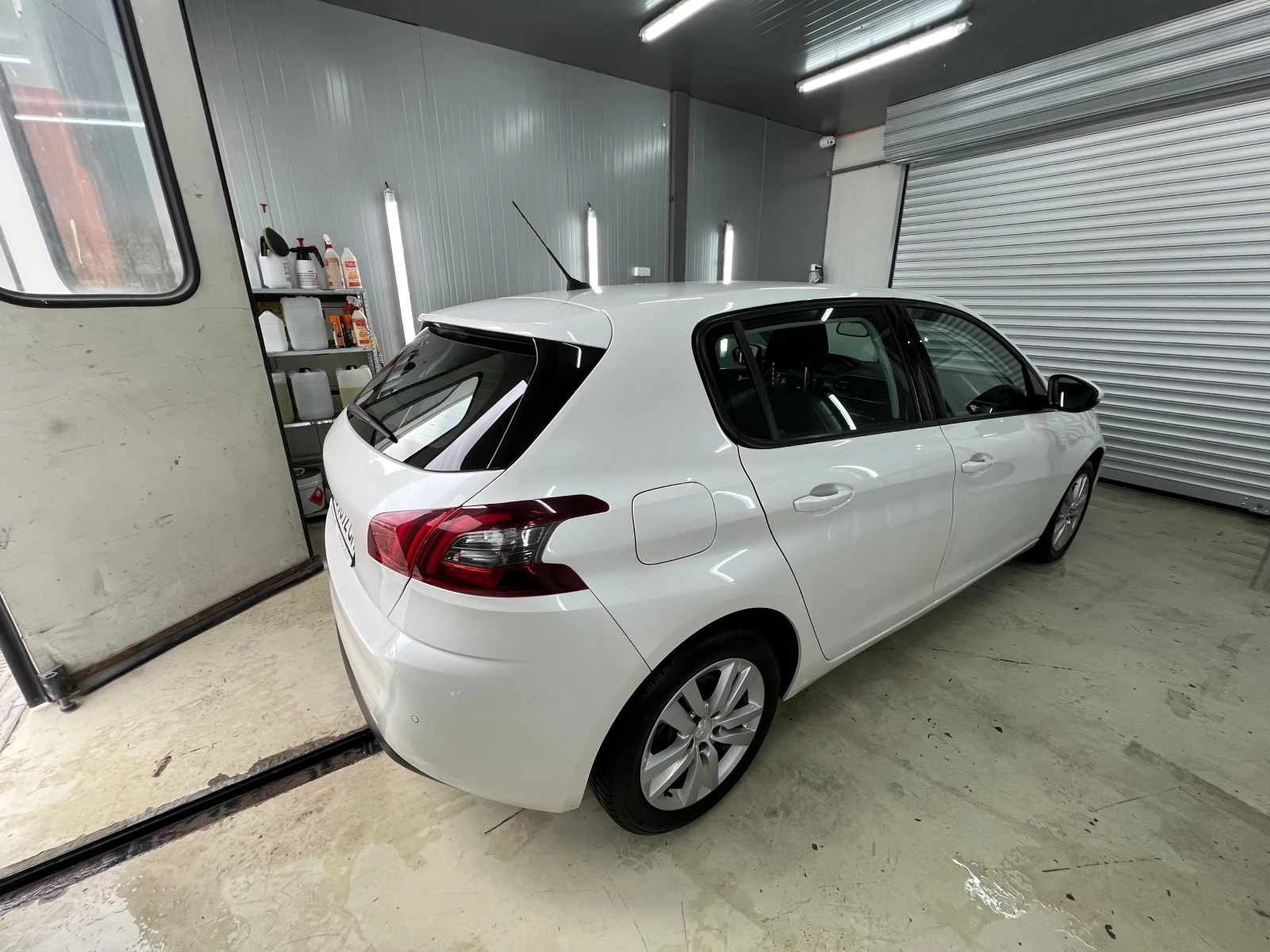 Peugeot 308 1.5HDI* Автоматик* DIGITAL* КАМЕРА* WAZE* Гаранция - изображение 7