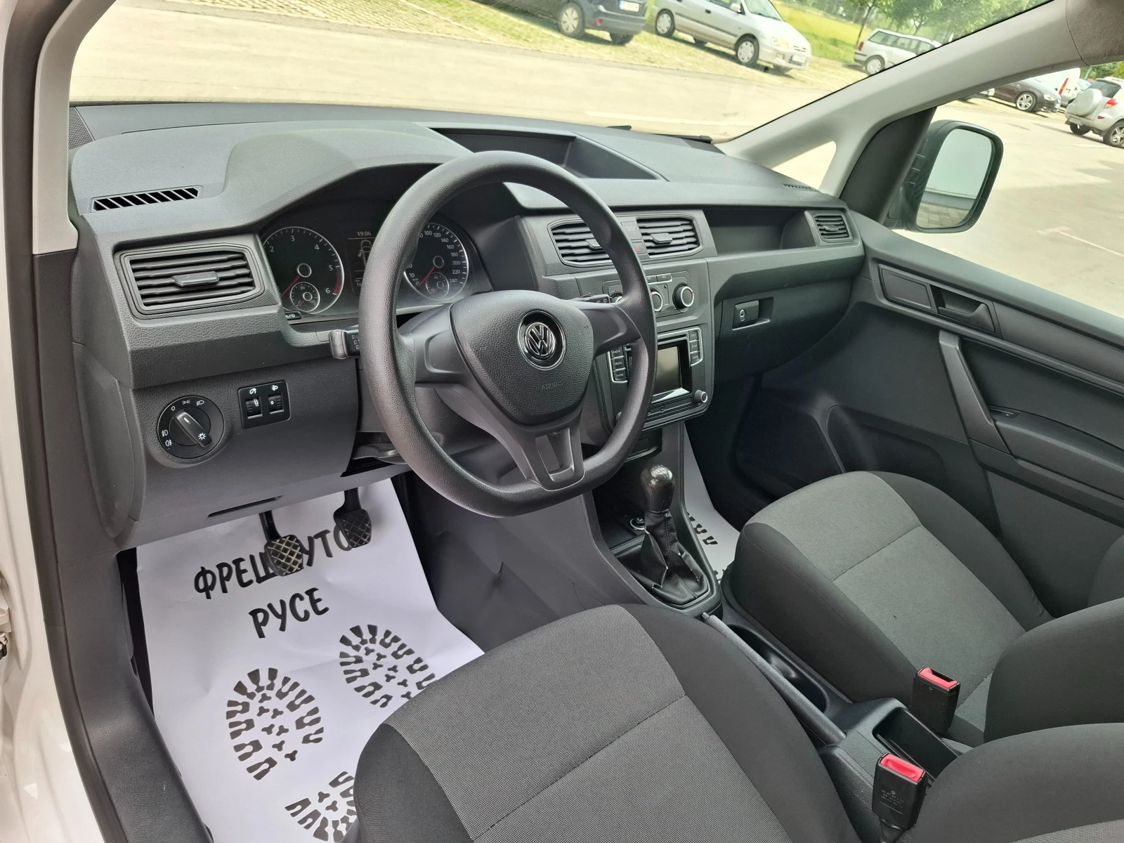 VW Caddy 2.0tdi Face Lift MAXI  - изображение 8
