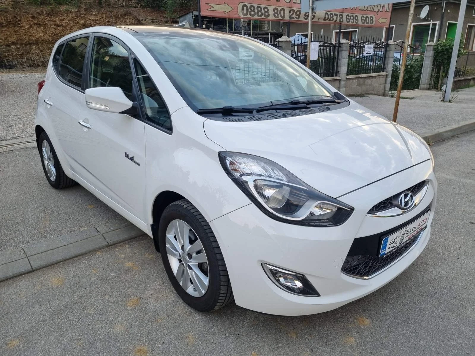 Hyundai Ix20 1.6i ШВЕЙЦАРИЯ - изображение 2