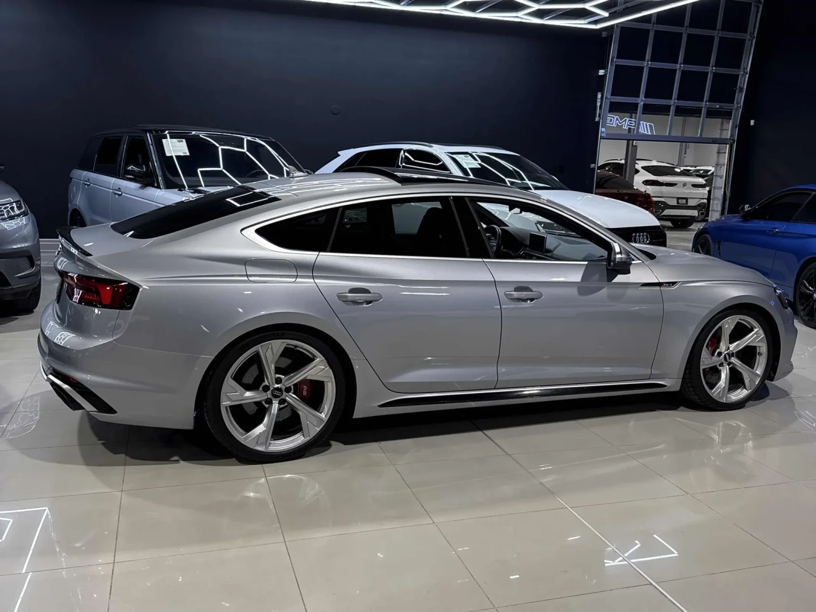 Audi Rs5 CARFAX АВТО КРЕДИТ  - изображение 5