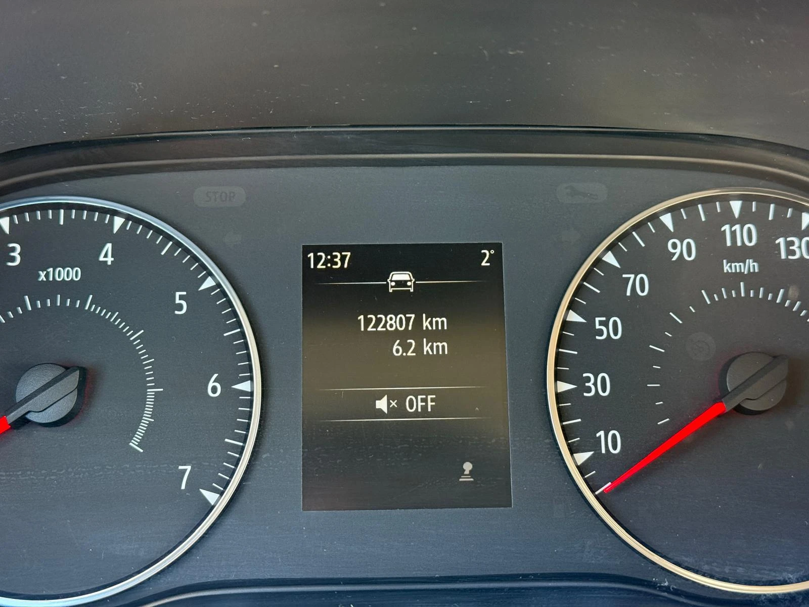 Dacia Logan Essential 100 ECO-G - изображение 9