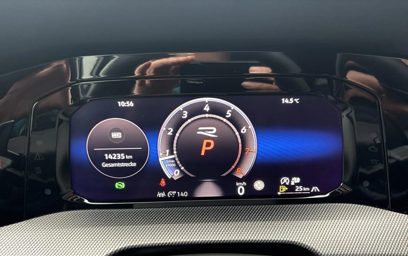 VW Golf 2.0 TSI 4MOTION R-LINE VARIANT BLACK-STYLE MATRIX - изображение 8