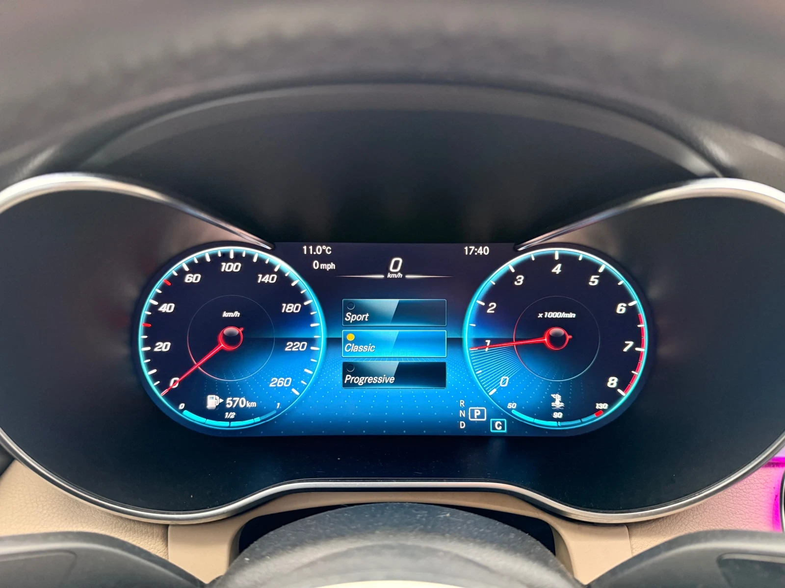 Mercedes-Benz C 300 AMG Line Virtual Cockpit MULTIBEAM 4Matic, снимка 14 - Автомобили и джипове - 53966497