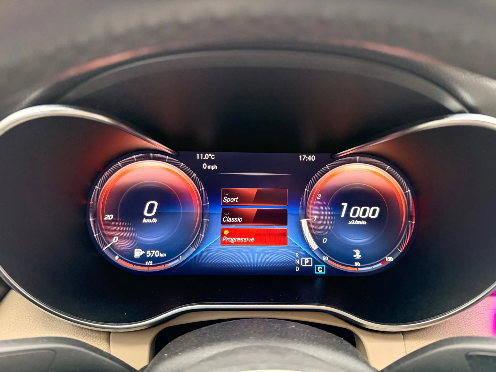 Mercedes-Benz C 300 AMG Line Virtual Cockpit MULTIBEAM 4Matic, снимка 13 - Автомобили и джипове - 53966497