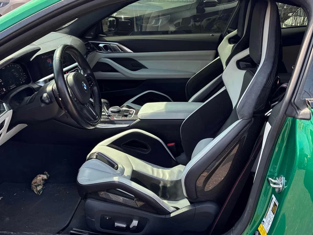 BMW M4 Competition  CARFAX, снимка 12 - Автомобили и джипове - 54157213