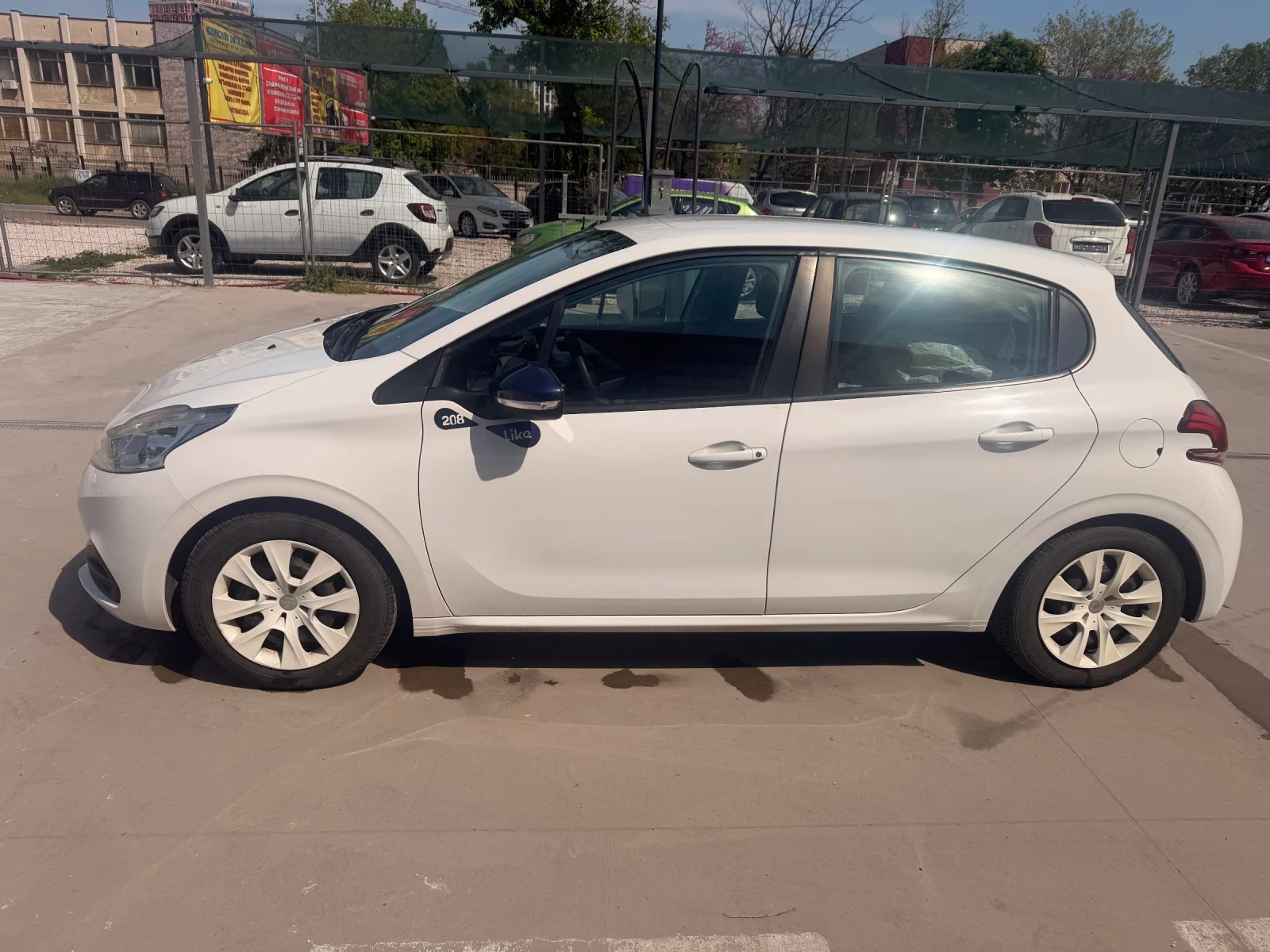 Peugeot 208 Lico , снимка 2 - Автомобили и джипове - 54254081