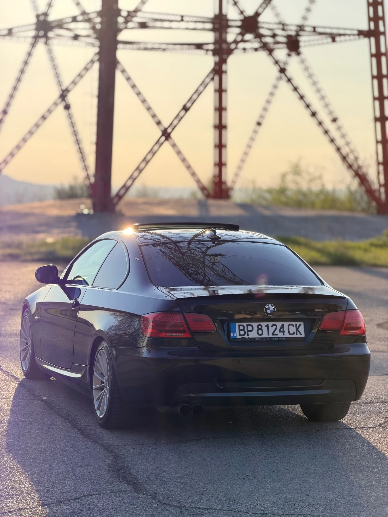 BMW 325 LCI, снимка 5 - Автомобили и джипове - 54318684