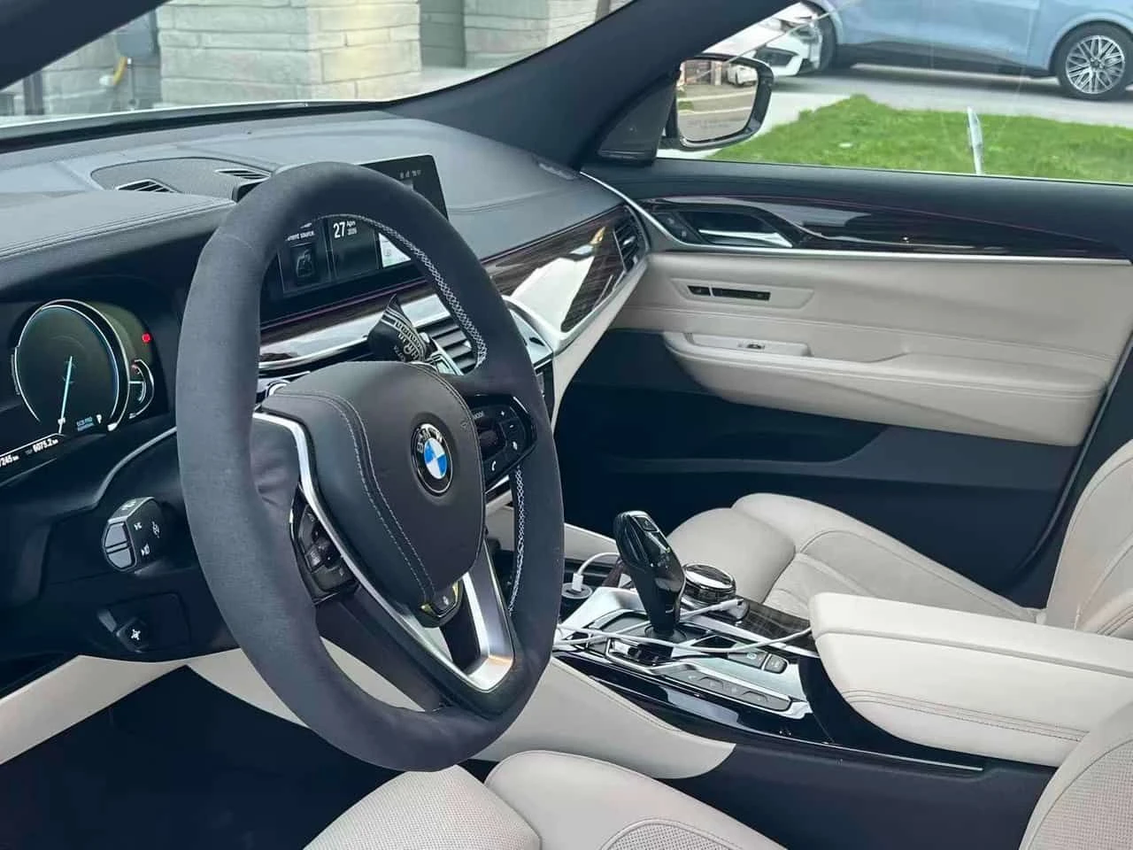 BMW 640 i xDrive/ПОДГРЕВИ/AMBIENT/ПАНОРАМА, снимка 7 - Автомобили и джипове - 54387552