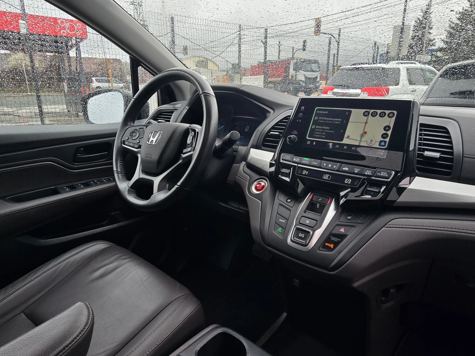 Honda Odyssey 3.5i-v6/Газ/Авт./Кожа/6+ 1/Лизинг, снимка 11 - Автомобили и джипове - 54480866