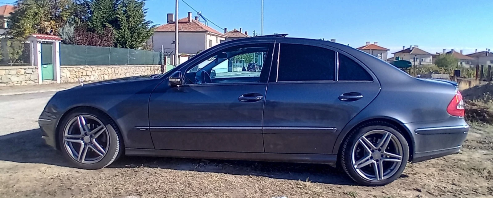 Mercedes-Benz E 320 Avantgarde, снимка 8 - Автомобили и джипове - 55238712