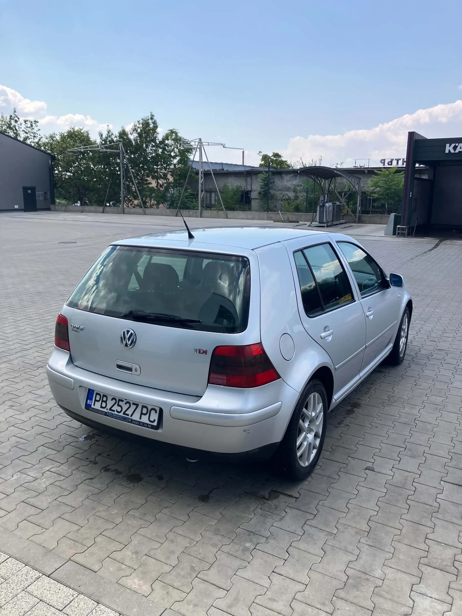 VW Golf, снимка 2 - Автомобили и джипове - 55610627