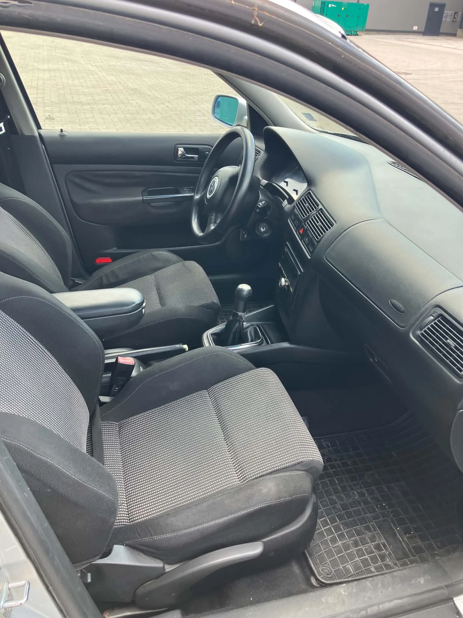 VW Golf, снимка 12 - Автомобили и джипове - 55610627