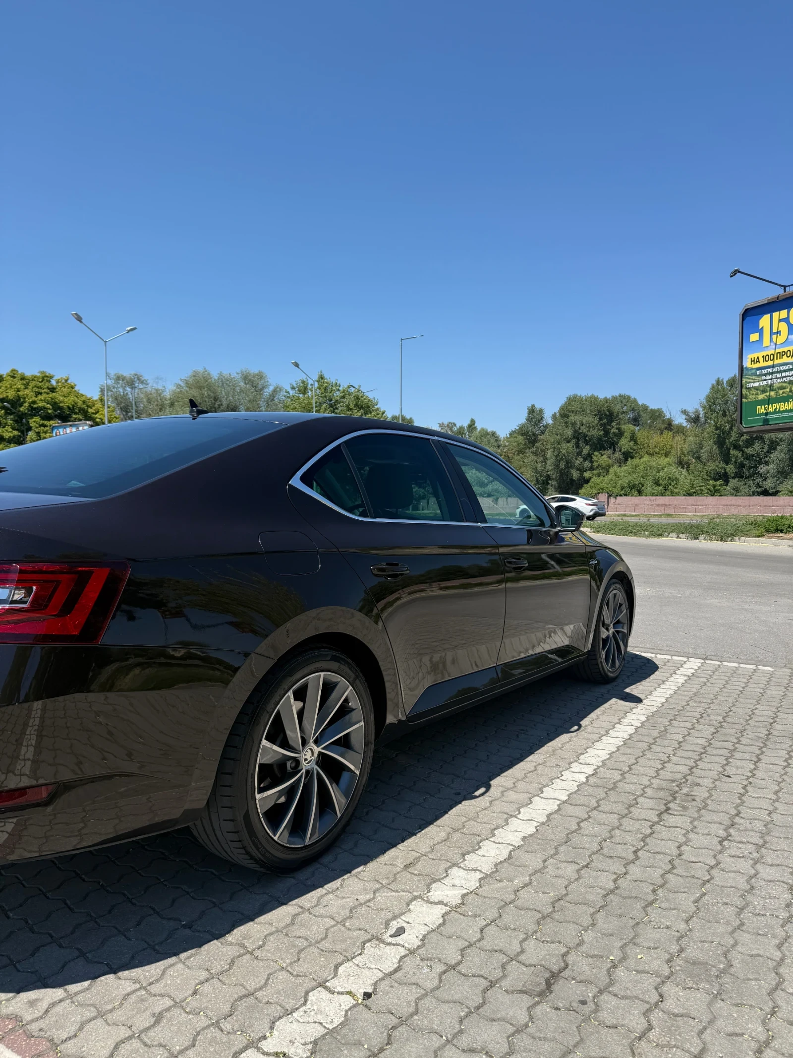 Skoda Superb L&K Full 190 N1, снимка 5 - Автомобили и джипове - 55769317