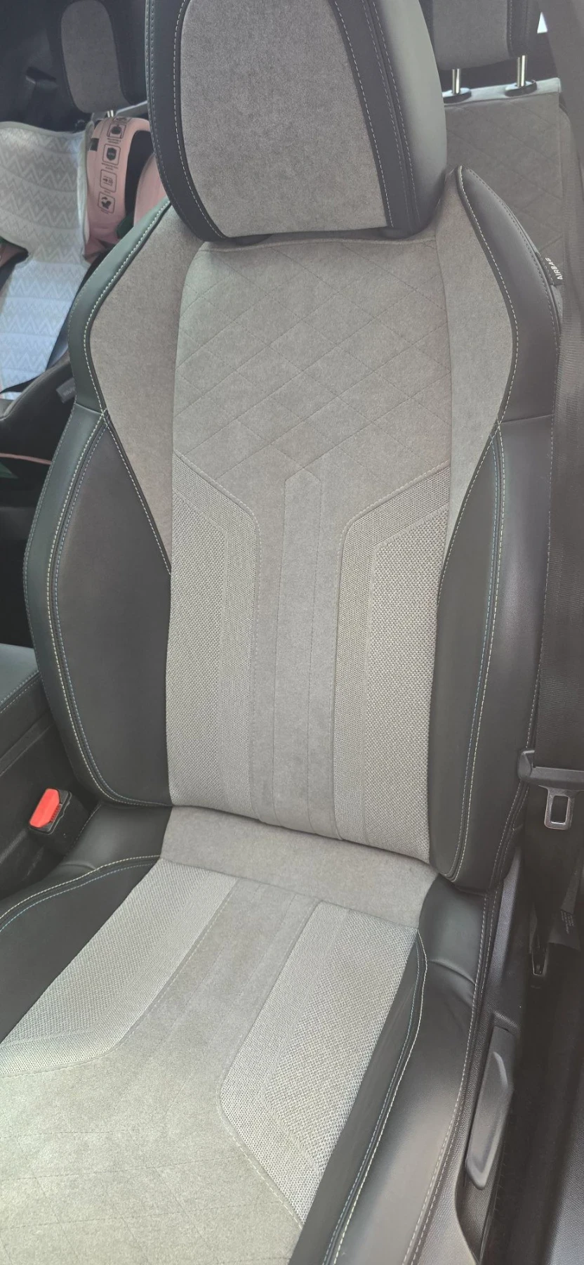 Peugeot 2008 e2008, снимка 17 - Автомобили и джипове - 55858550