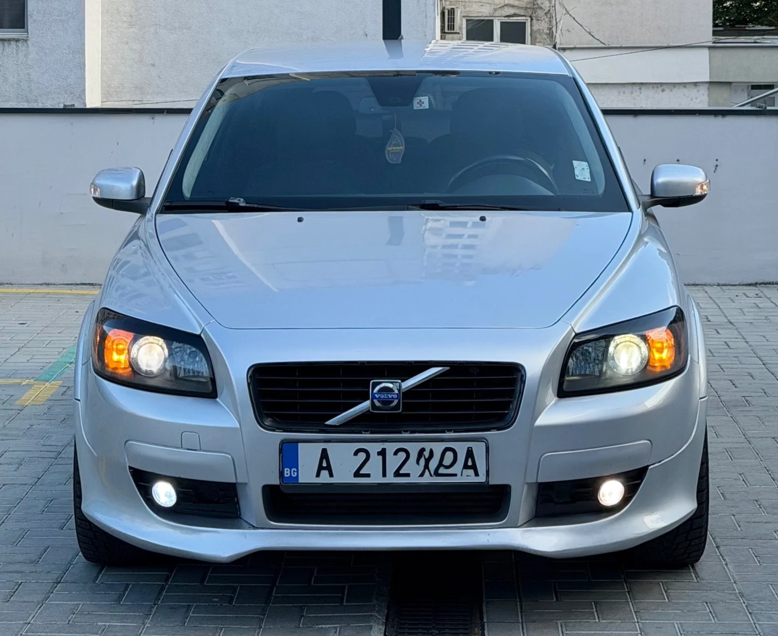 Volvo C30 2.0D 6-скорости 2010г