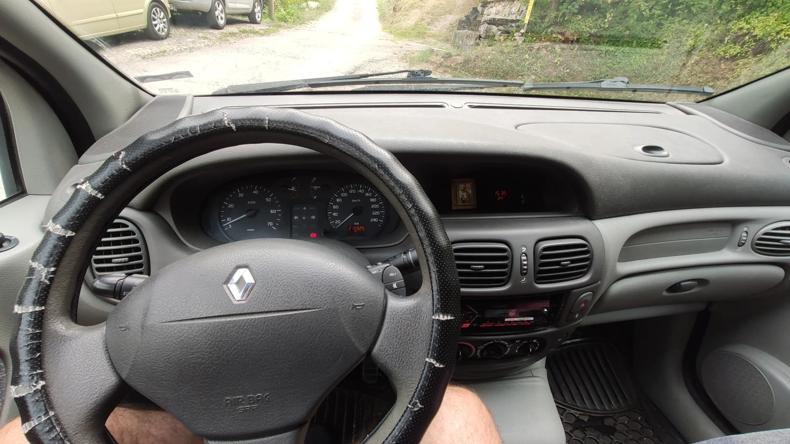 Renault Scenic, снимка 2 - Автомобили и джипове - 56391333
