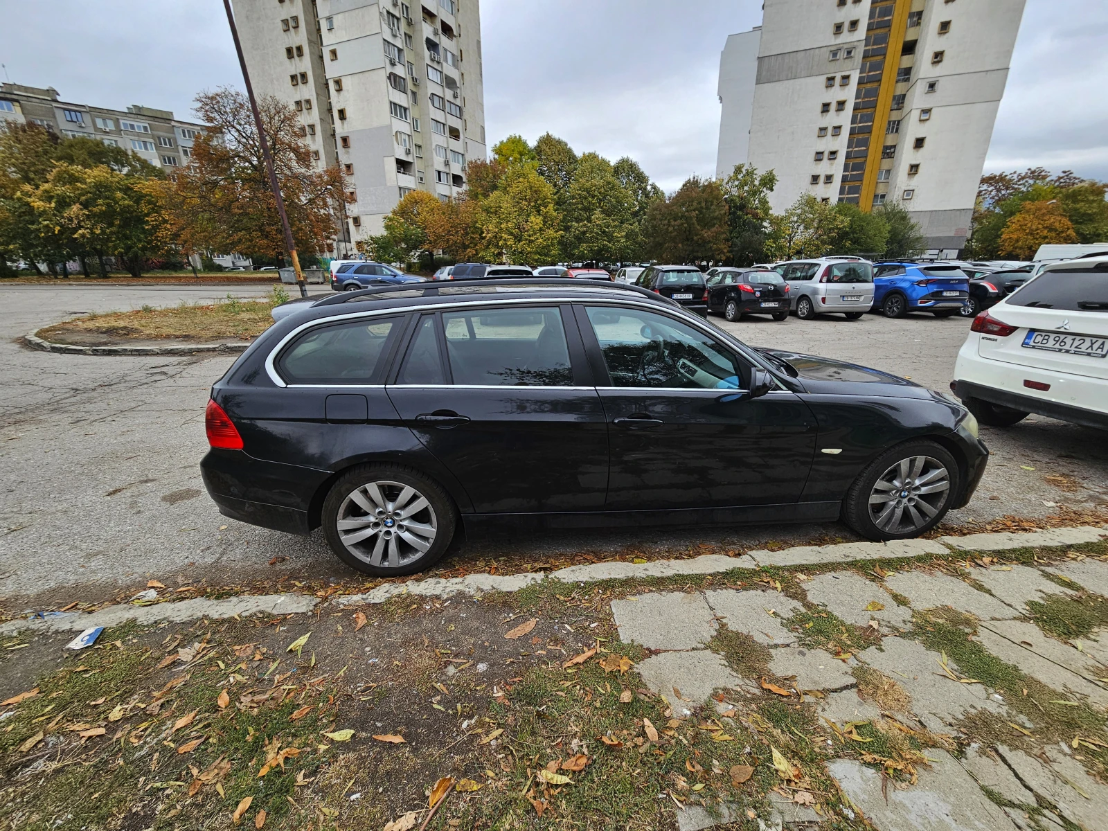 BMW 330, снимка 8 - Автомобили и джипове - 56550509