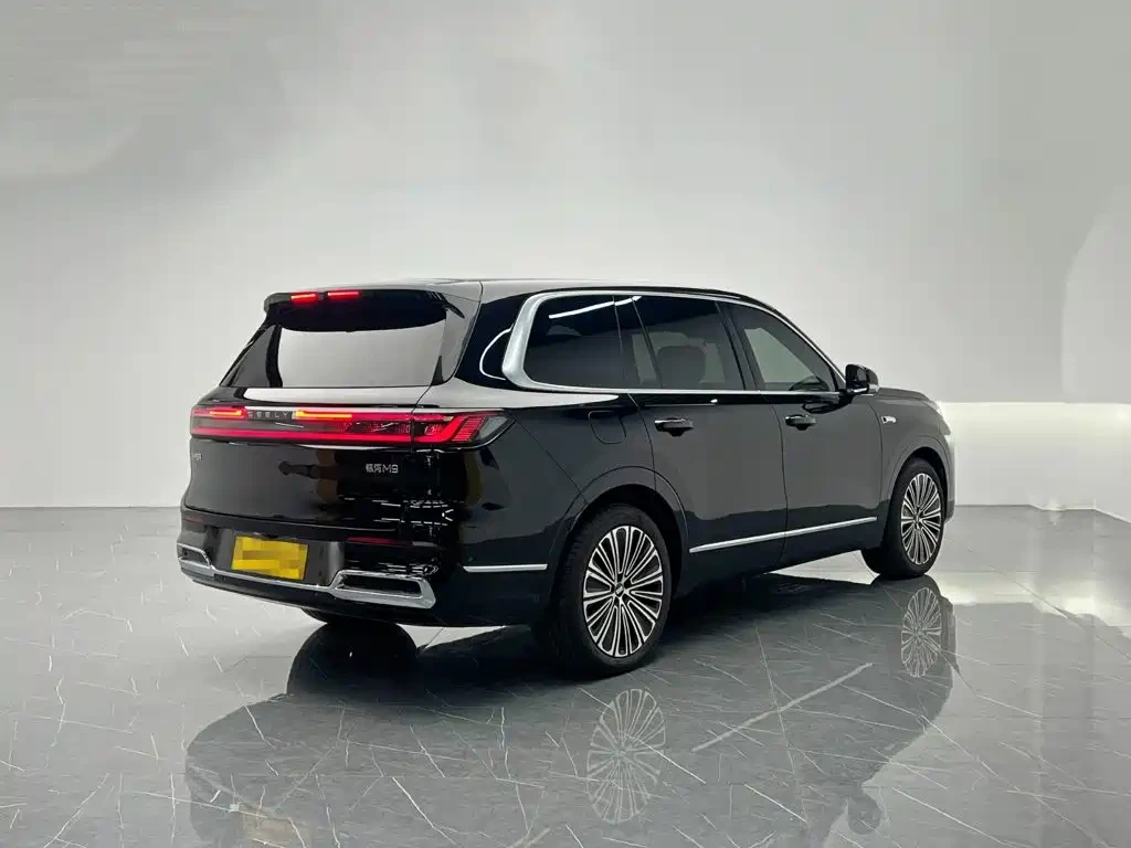 Geely Galaxy M9 210km 4WD, снимка 2 - Автомобили и джипове - 56715120
