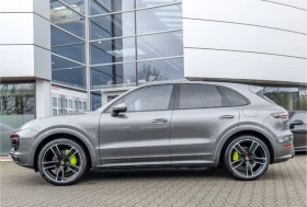 Porsche Cayenne - [3] 