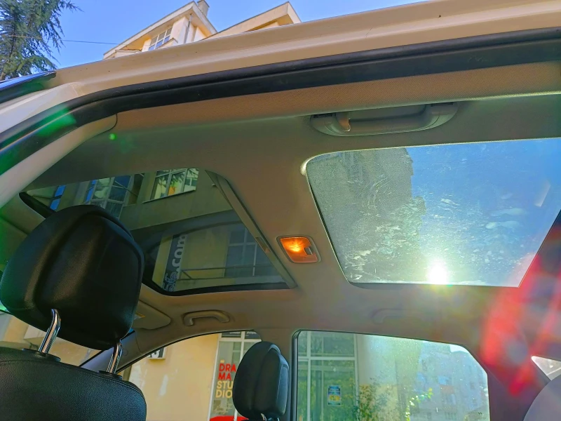 Hyundai IX35 Премиум пакет | Регистриран | Частно лице, снимка 9 - Автомобили и джипове - 52435109