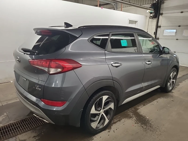 Hyundai Tucson * SE * CARFAX * ЦЕНА ДО БЪЛГАРИЯ, снимка 3 - Автомобили и джипове - 53088235