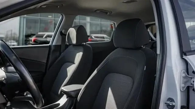 Hyundai Kona / Preferred 2.0L AWD / ПОДГРЕВИ / CARFAX /  - изображение 7