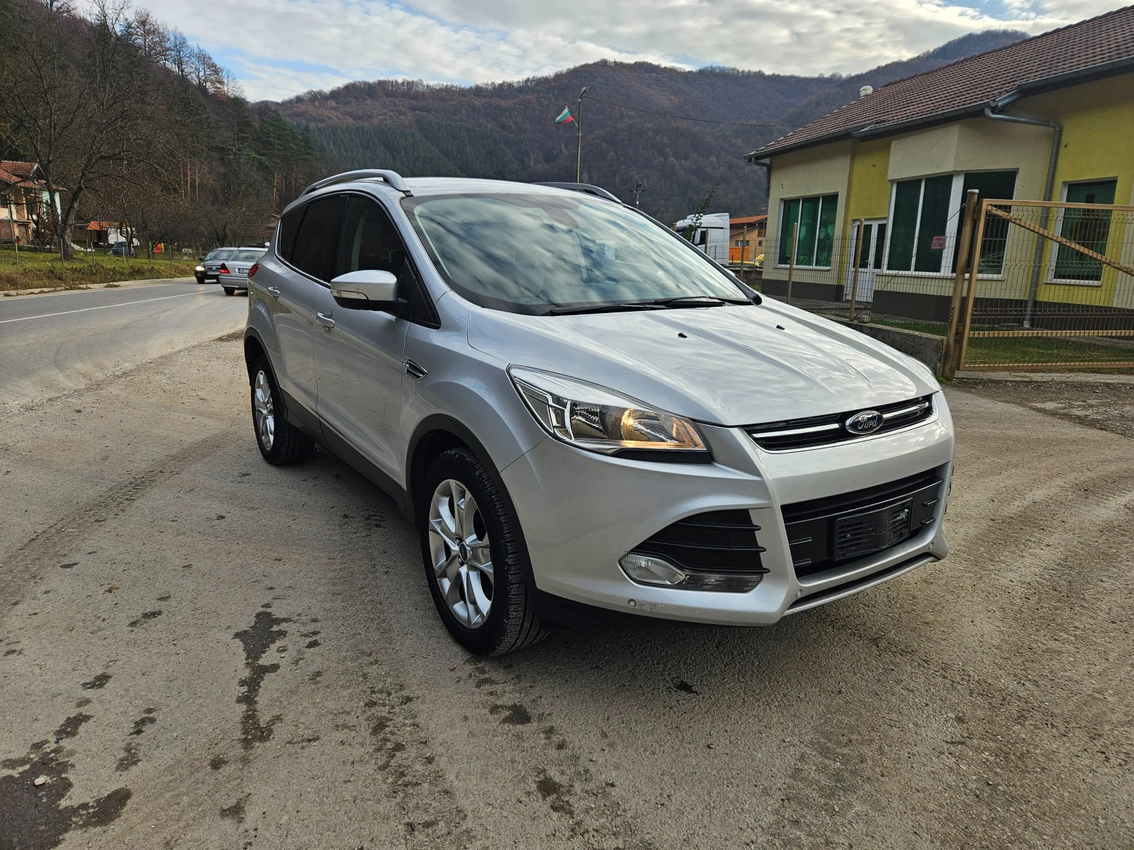 Ford Kuga 2.0 4WD - изображение 3