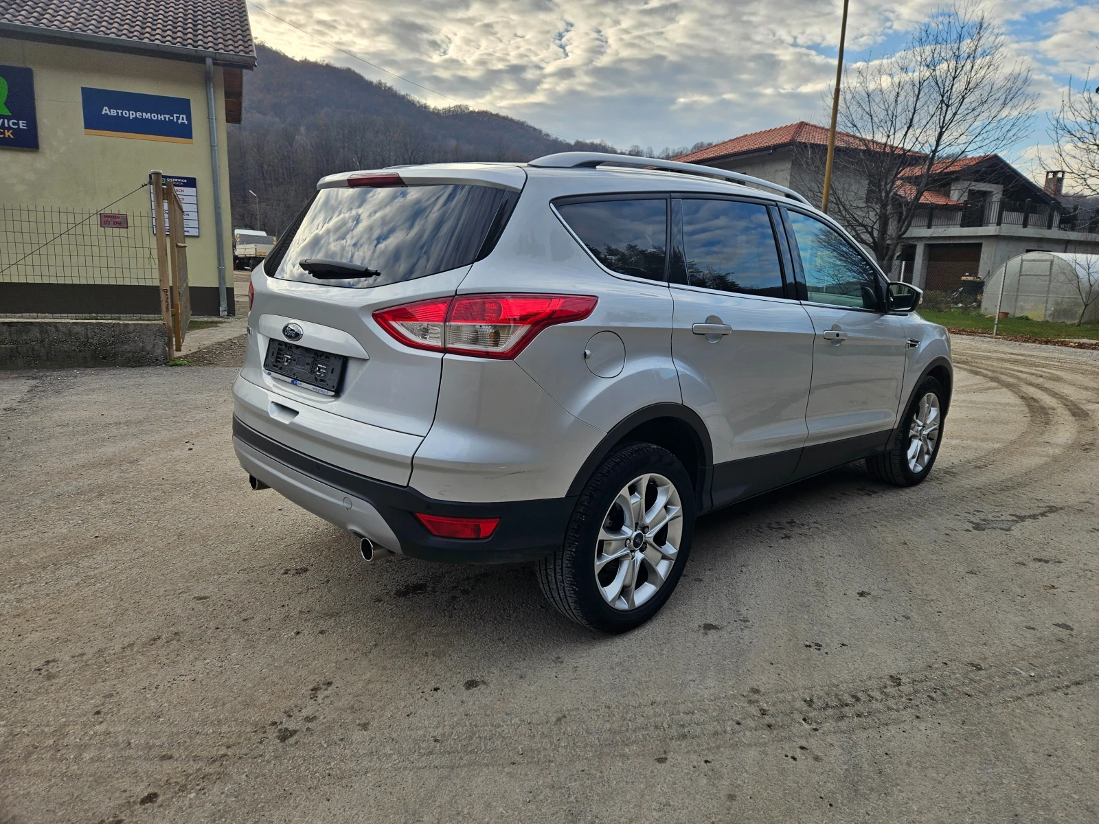 Ford Kuga 2.0 4WD - изображение 5