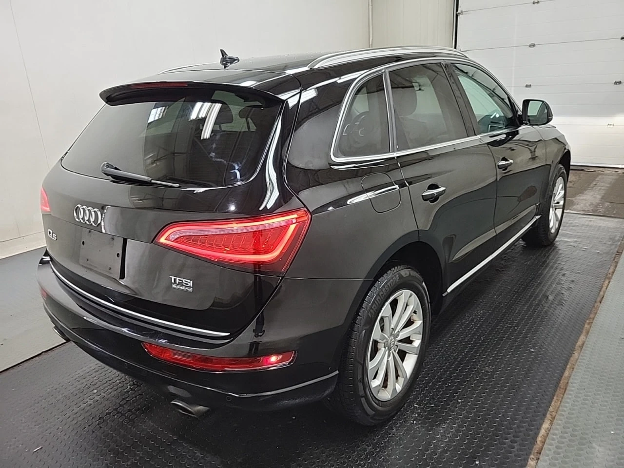 Audi Q5 * CARFAX * АВТО КРЕДИТ * ЦЕНА ДО БГ! - изображение 4