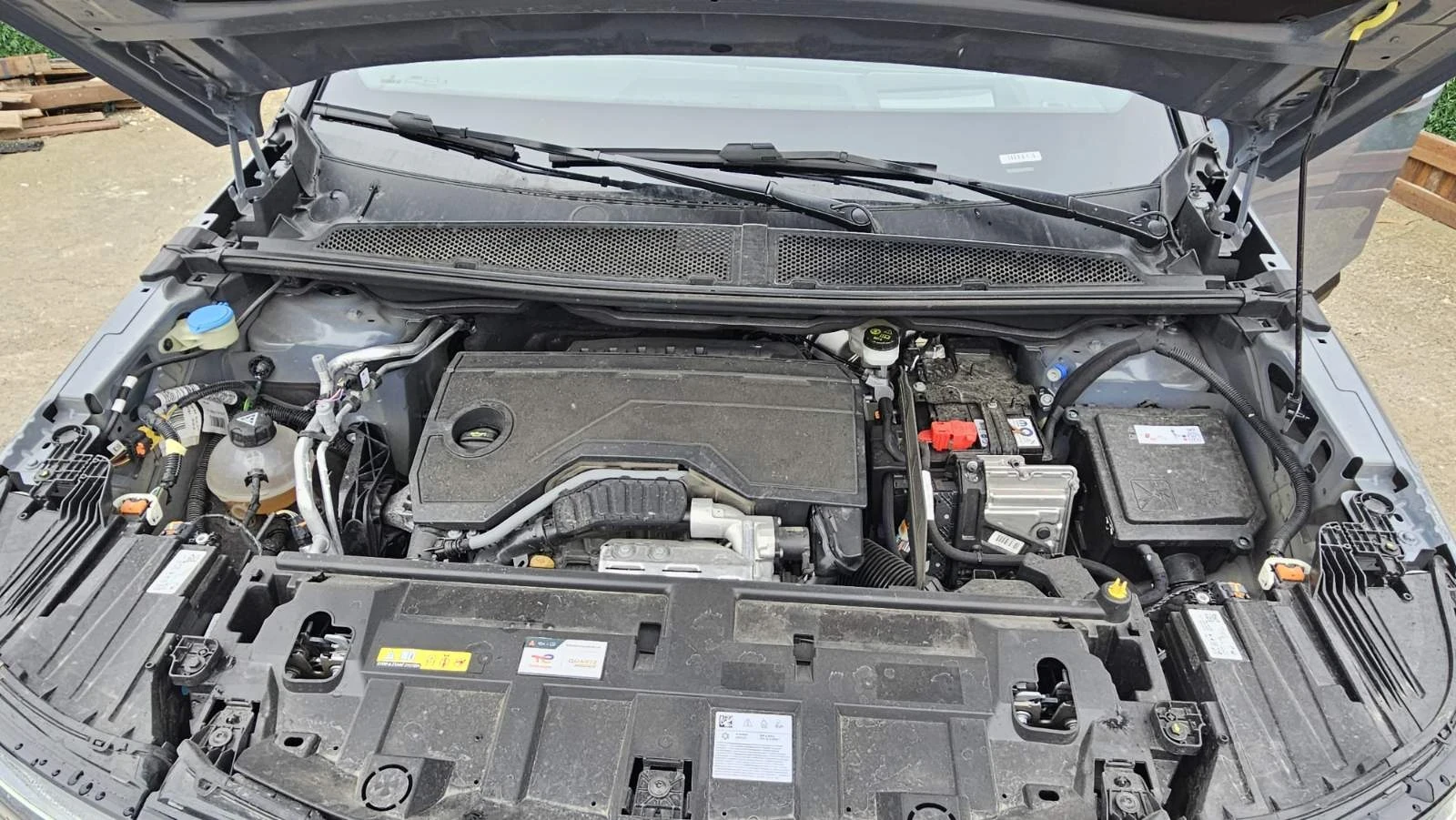 Opel Grandland X Hybrid GS, снимка 13 - Автомобили и джипове - 53507897