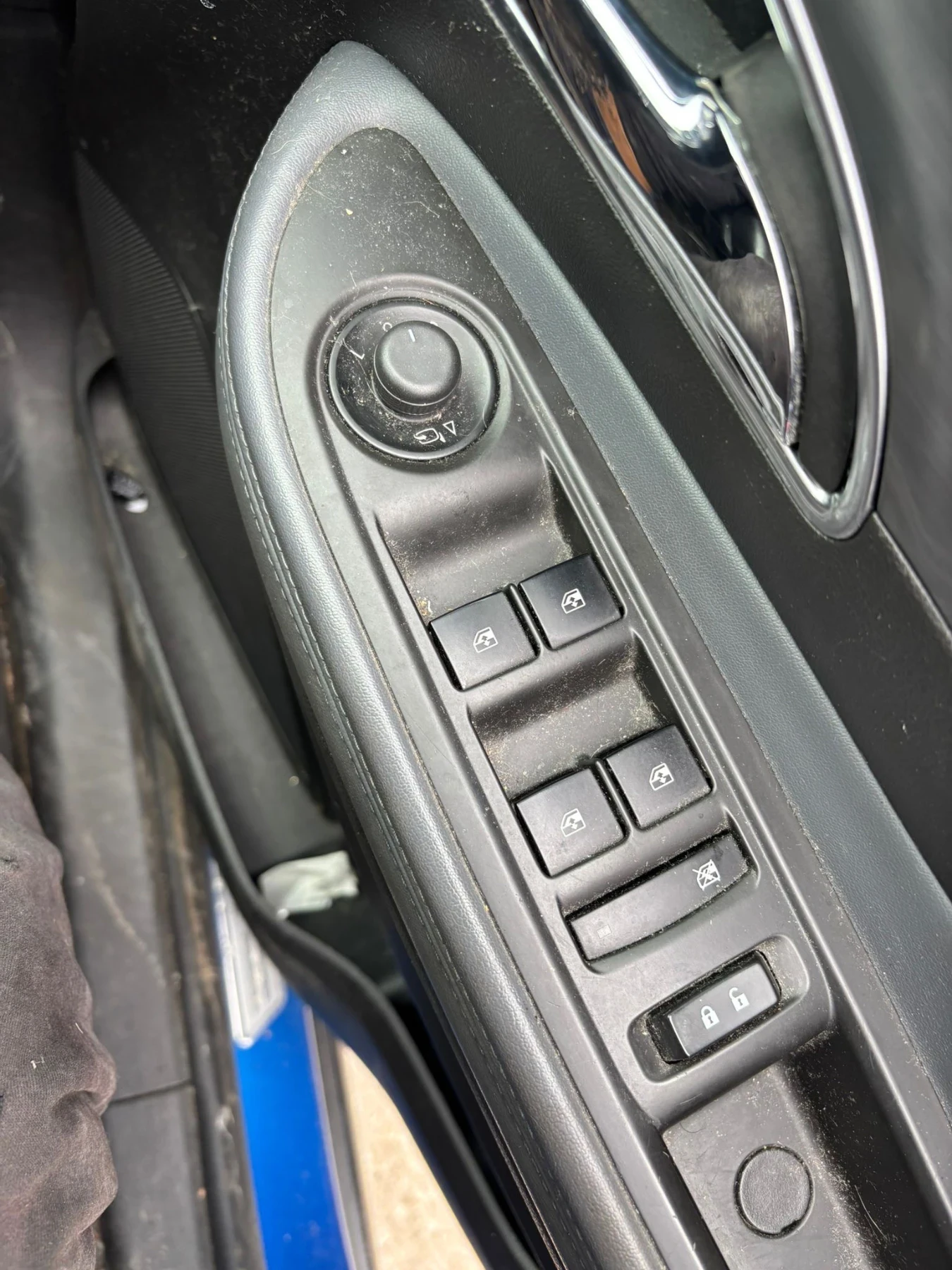 Opel Mokka 1.7CDTI 4x4, снимка 11 - Автомобили и джипове - 54001315