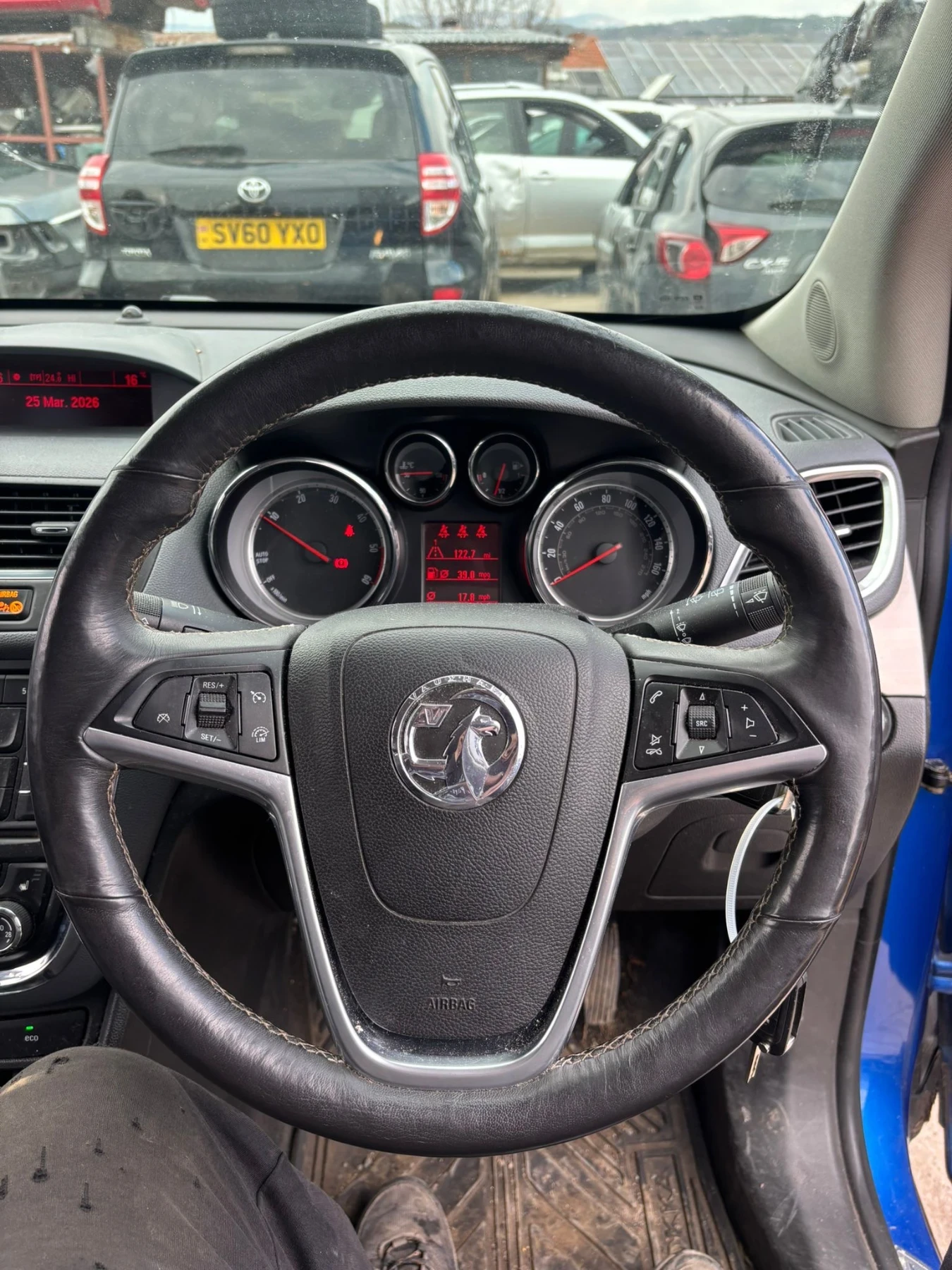 Opel Mokka 1.7CDTI 4x4, снимка 6 - Автомобили и джипове - 54001315