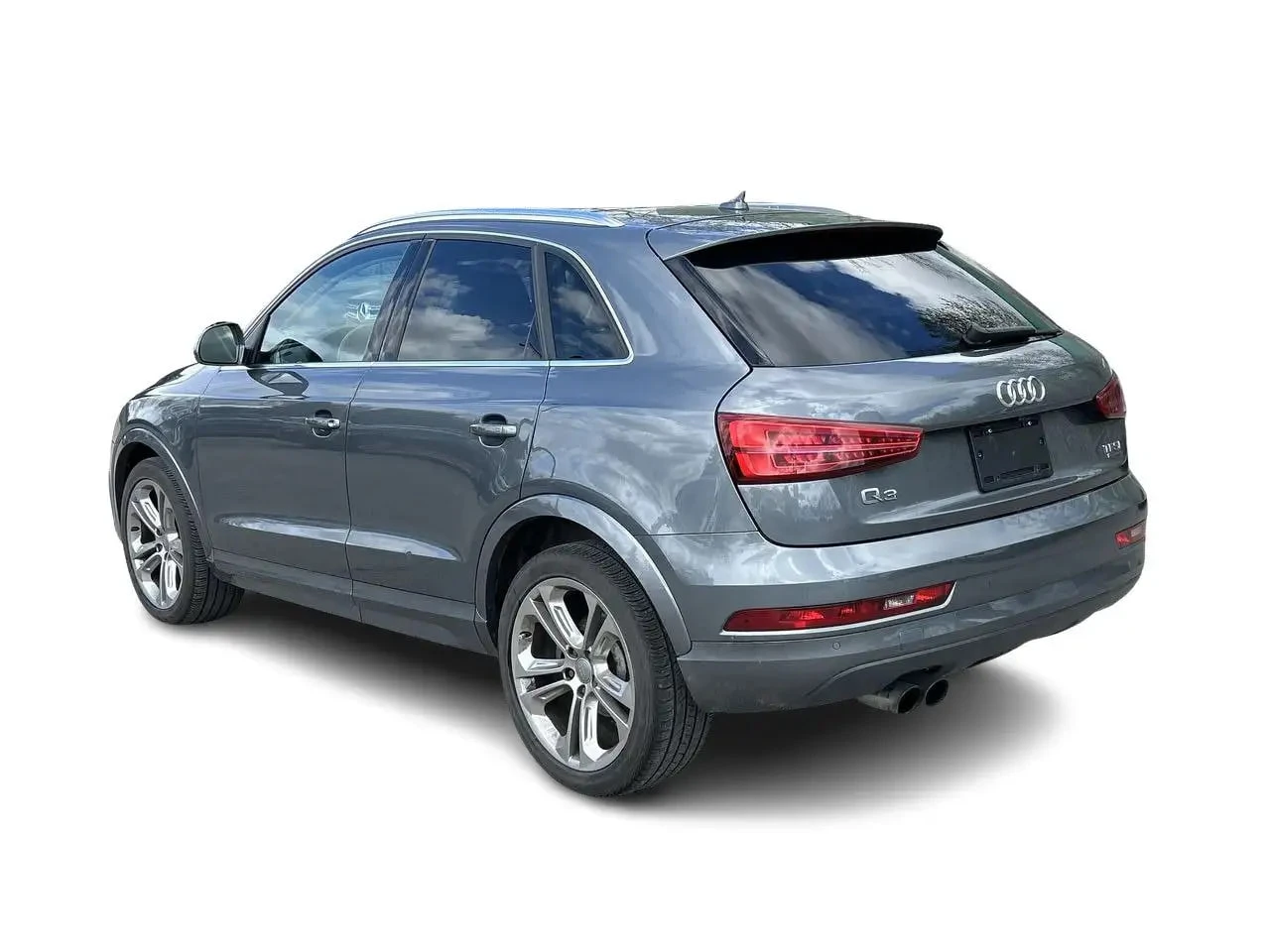 Audi Q3 * quattro Premium Plus * CARFAX * ЦЕНА ДО БГ, снимка 3 - Автомобили и джипове - 54380585