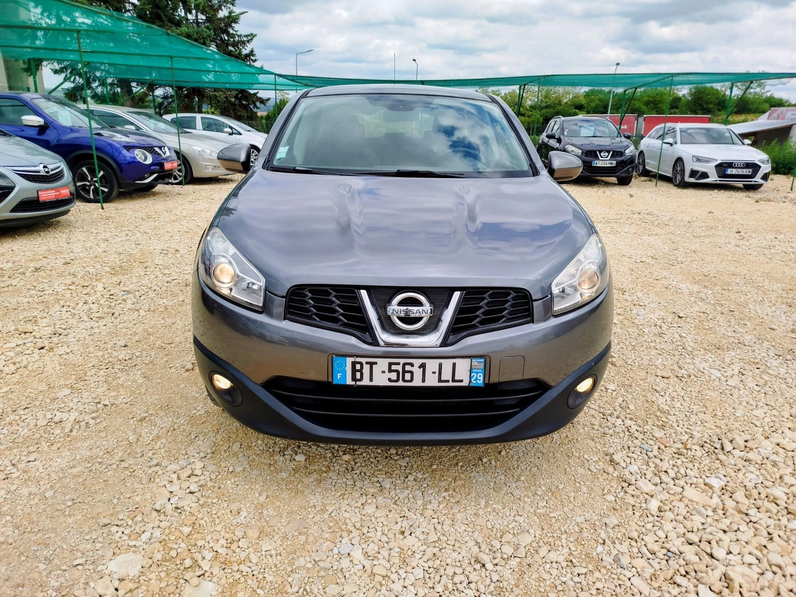 Nissan Qashqai 1.5dci / Панорама , снимка 2 - Автомобили и джипове - 54711784