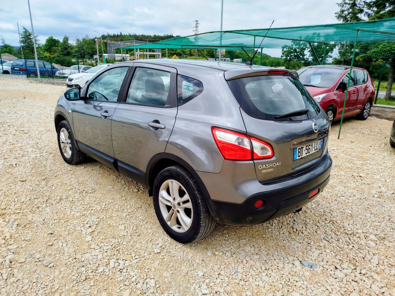 Nissan Qashqai 1.5dci / Панорама , снимка 8 - Автомобили и джипове - 54711784