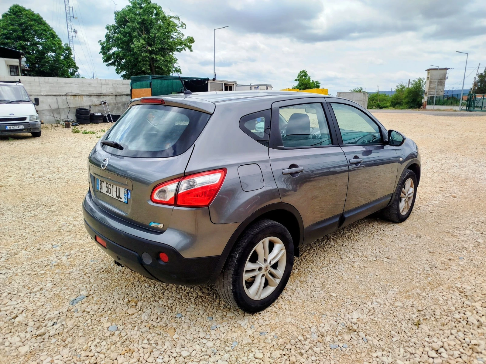Nissan Qashqai 1.5dci / Панорама , снимка 7 - Автомобили и джипове - 54711784