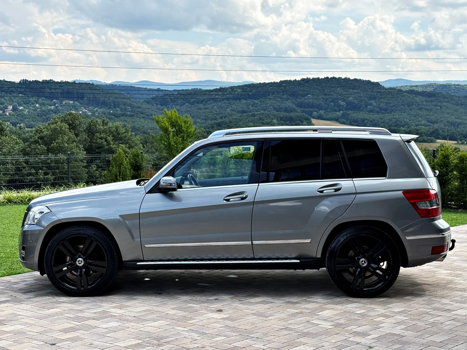 Mercedes-Benz GLK 350CDI Harman/Panorama/TV/Navi/7-G TRONIC, снимка 8 - Автомобили и джипове - 55364431