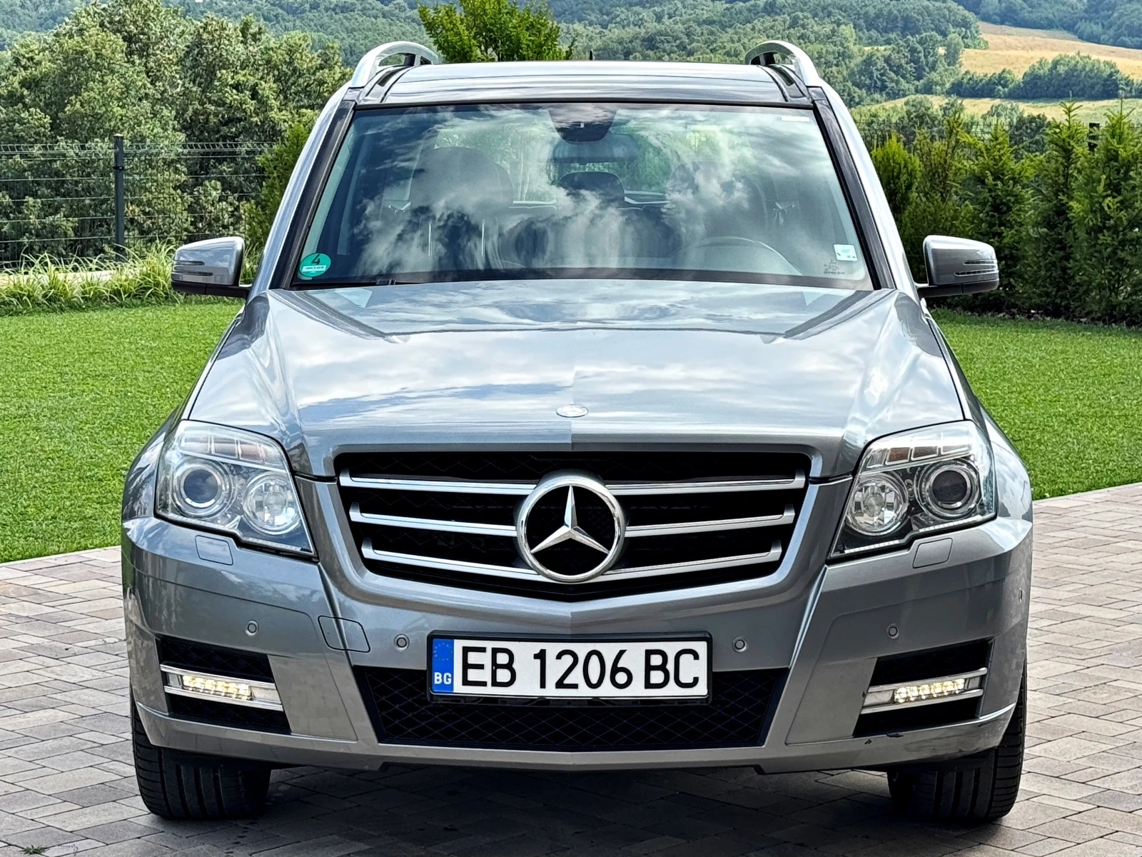 Mercedes-Benz GLK 350CDI Harman/Panorama/TV/Navi/7-G TRONIC, снимка 2 - Автомобили и джипове - 55364431